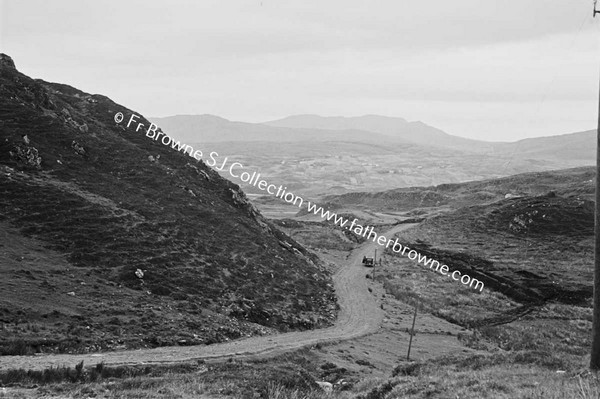 SLIEVE LEAGUE PARK  CARS CLIMBING